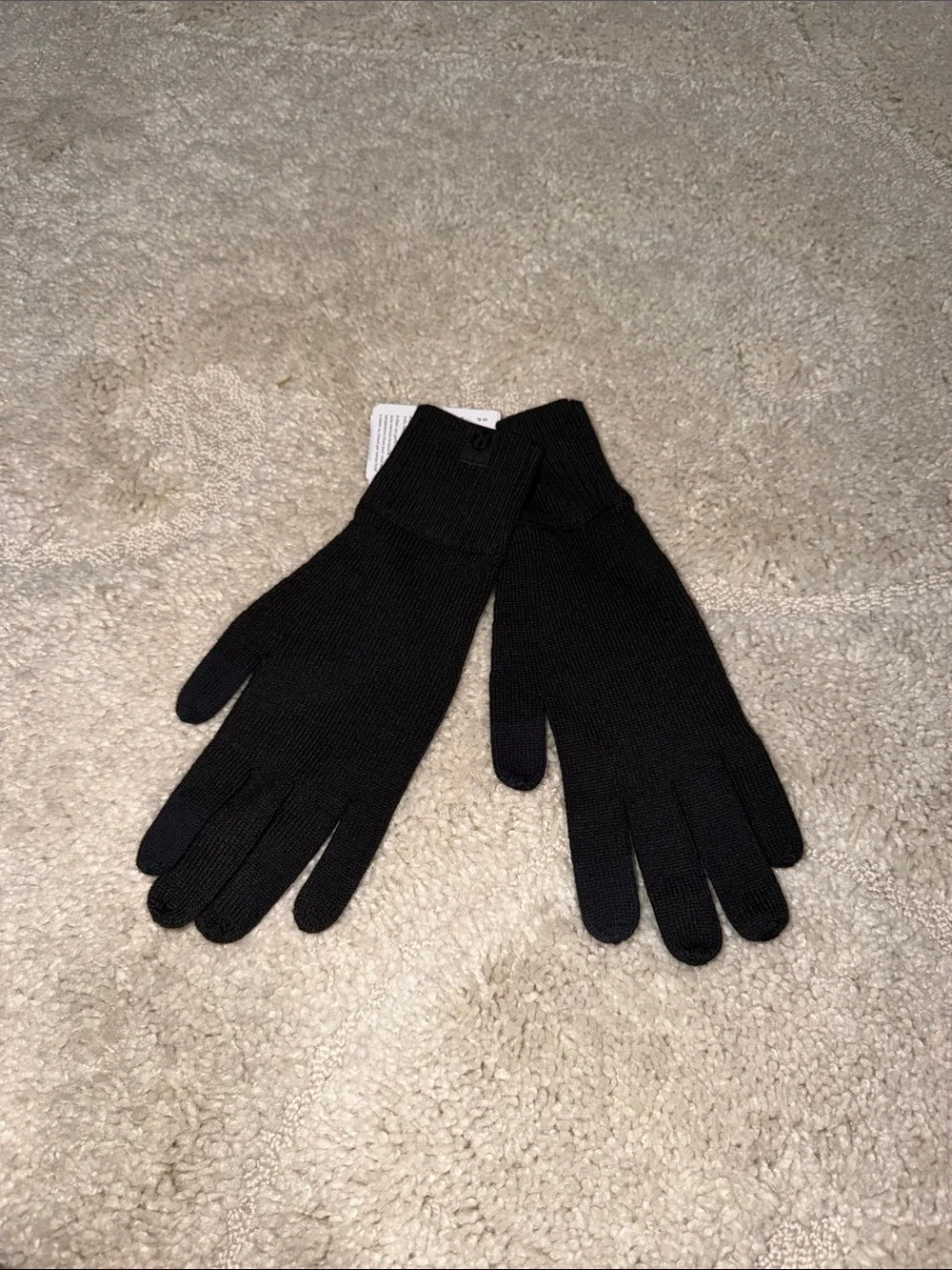 Lululemon Gloves